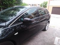 Usata Opel Astra 136 CV (100 kW) 2017 Nero Station wagon