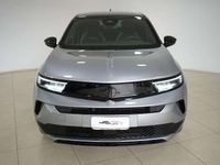 Usata Opel Mokka 131 CV (96 kW) 2025 Kontrast grey SUV