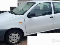 Usata Fiat Punto 54 CV (39 kW) 1997 Bianco Utilitaria