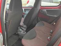 Usata Toyota Aygo 68 CV (50 kW) 2010 Rosso Utilitaria