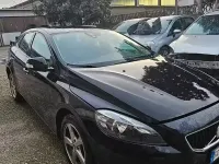 Usado Volvo V40 120 CV (88 kW) 2017 Negro Berlina