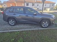 Usata Toyota RAV4 Hybrid Active 178 CV (130 kW) 2022 Grigio SUV