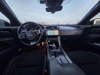 Usata Jaguar XE R-Sport 179 CV (131 kW) 2019 Nero Berlina