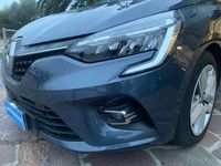Usata Renault Clio V Life 91 CV (66 kW) 2022 Grigio Berlina
