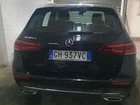 Usata Mercedes B180 116 CV (85 kW) 2022 Nero Monovolume