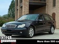 Usado Mercedes C320 Elegance 218 CV (160 kW) 2001 Azul Familiar