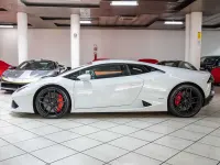 Usata Lamborghini Huracán 610 CV (448 kW) 2015 Bianco icarus Coupé