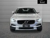Usata Volvo V90 CC Business Edition 190 CV (139 kW) 2019 Argento metallizzato Station wagon