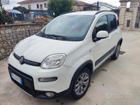 Usata Fiat Panda 4x4 S 95 CV (69 kW) 2016 Bianco Utilitaria
