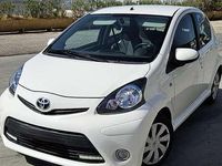 Usata Toyota Aygo Connect Style 68 CV (50 kW) 2012 Utilitaria