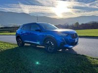 Usata Peugeot e-2008 Allure 100 kW (136 CV) 2022 Blu/azzurro SUV