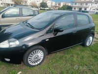 Usata Fiat Grande Punto 90 CV (66 kW) 2006 Nero Utilitaria