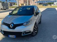 Usata Renault Captur 90 CV (66 kW) 2014 Grigio SUV