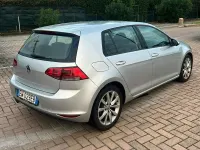 Usata VW Golf VII Highline 110 CV (80 kW) 2015 Berlina
