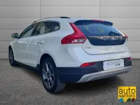 Usata Volvo V40 CC Kinetic 120 CV (88 kW) 2016 Bianco Station wagon