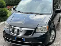 Usata Lancia Voyager 163 CV (119 kW) 2012 Nero Monovolume