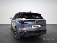 Usata Renault Austral Iconic Esprit Alpine 131 CV (96 kW) 2023 Grigio opaco SUV