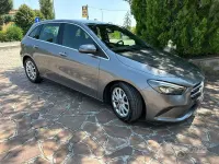 Usata Mercedes A180 116 CV (85 kW) 2020 Grigio Berlina