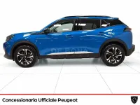Usata Peugeot e-2008 Allure 100 kW (136 CV) 2022 Azzurro SUV