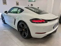 Usata Porsche 718 Sport 299 CV (219 kW) 2017 Bianco pastello Coupé