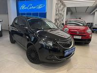 Usata Lancia Ypsilon Silver 70 CV (51 kW) 2022 Nero Utilitaria