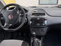 Usata Fiat Grande Punto 77 CV (56 kW) 2011 Bianco Utilitaria