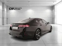Usata BMW 520 M Sport 197 CV (144 kW) 2023 Nero Berlina
