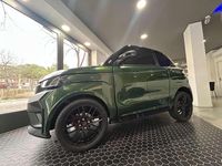 Nuova Ligier JS50 2026 Verde velvet tetto nero Utilitaria