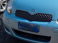Usata Toyota Yaris Sol 75 CV (55 kW) 2004 Blu Berlina