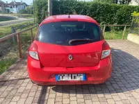 Usata Renault Clio III Dynamique 75 CV (55 kW) 2010 Rosso Berlina