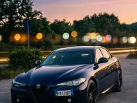 Usata Alfa Romeo Giulia Super 150 CV (110 kW) 2017 Blu Berlina