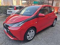 Usata Toyota Aygo X-play 69 CV (50 kW) 2016 Rosso Utilitaria