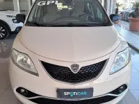 Usata Lancia Ypsilon Gold 69 CV (50 kW) 2017 Beige Utilitaria
