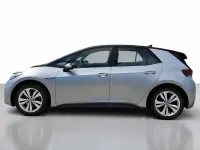 Usata VW ID.3 Pro Performance 150 kW (204 CV) 2023 Moon silver metallizzato nero Utilitaria