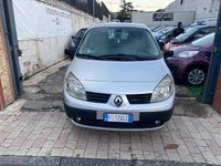 Usata Renault Scénic II Dynamique 131 CV (96 kW) 2006 Argento Monovolume