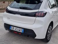 Usata Peugeot 208 Active 101 CV (74 kW) 2020 Bianco Utilitaria
