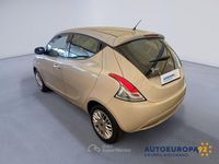 Usata Lancia Ypsilon Silver 95 CV (69 kW) 2017 Beige Utilitaria