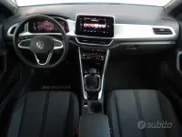 Usata VW T-Roc Cabriolet Style 150 CV (110 kW) 2023 Bluazzurro Cabrio