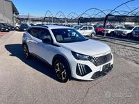 Usata Peugeot 2008 Allure 131 CV (96 kW) 2024 Bianco metallizzato SUV