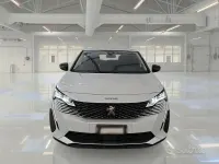 Usata Peugeot 3008 Active 131 CV (96 kW) 2022 Bianco SUV