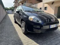 Usata Fiat Punto Lounge 69 CV (50 kW) 2017 Utilitaria