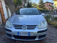 Usata VW Golf Comfortline 101 CV (74 kW) 2006 Grigio Berlina