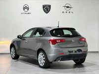 Usata Alfa Romeo Giulietta Super 120 CV (88 kW) 2019 Grigio Berlina