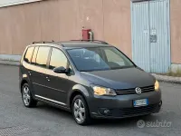 Usata VW Touran 105 CV (77 kW) 2013 Grigio Monovolume