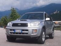Usata Toyota RAV4 116 CV (85 kW) 2001 Grigio SUV