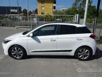 Usata Hyundai i20 GO! 75 CV (55 kW) 2016 Bianco Berlina