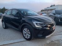Usata Renault Captur 116 CV (85 kW) 2021 Nero SUV