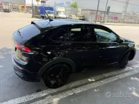 Usata VW Taigo R-line 110 CV (80 kW) 2023 Nero SUV