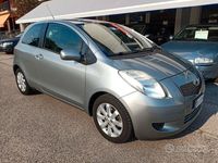Usata Toyota Yaris 69 CV (50 kW) 2008 Grigio Berlina