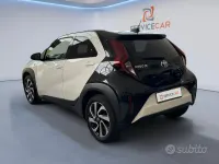 Usata Toyota Aygo X Active 72 CV (52 kW) 2025 Bianco SUV
